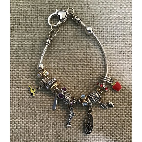 Girl’s Charm Bracelet with NYC Accents with Heart Shaped Clasp - Picture 1 of 5